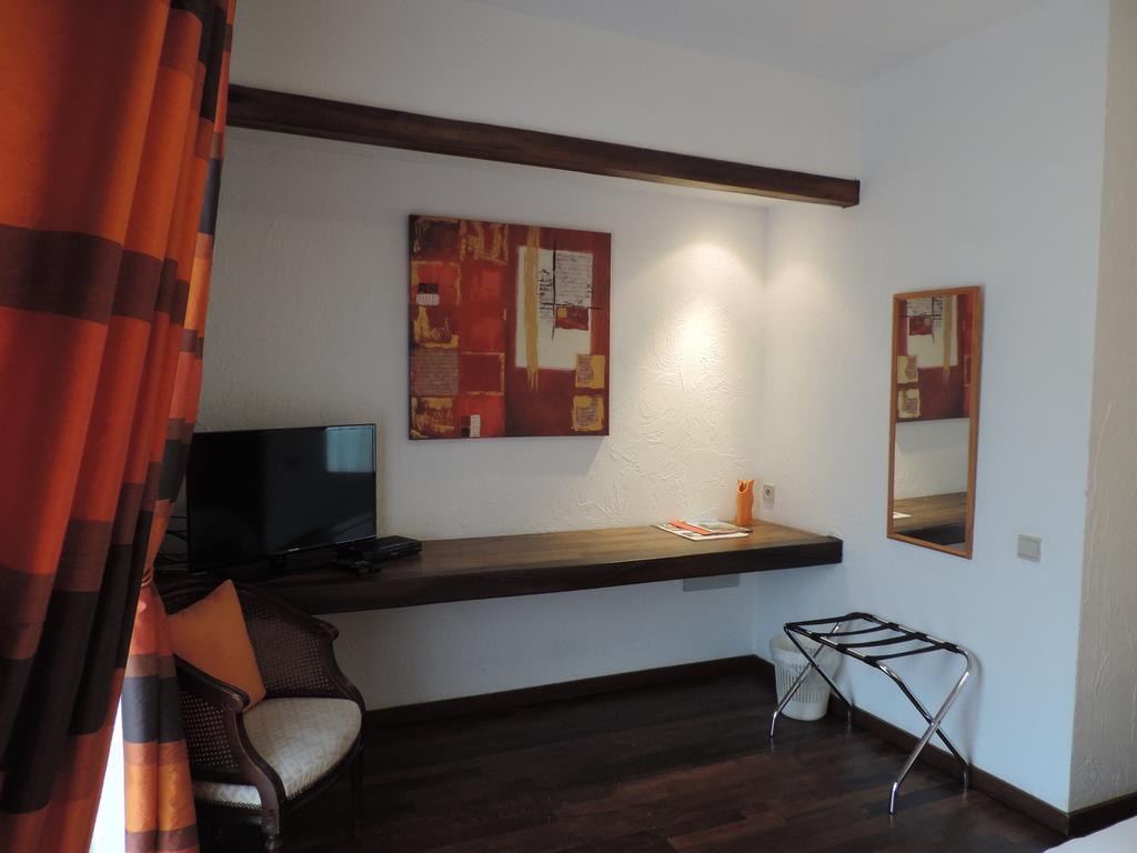 Hotel 'T Fornuis Ternat Habitación foto